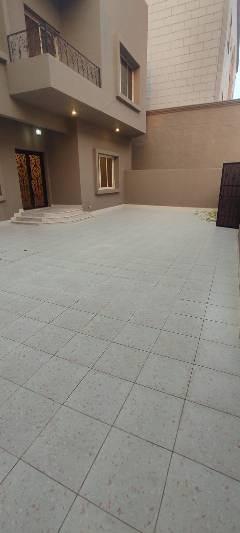 دور